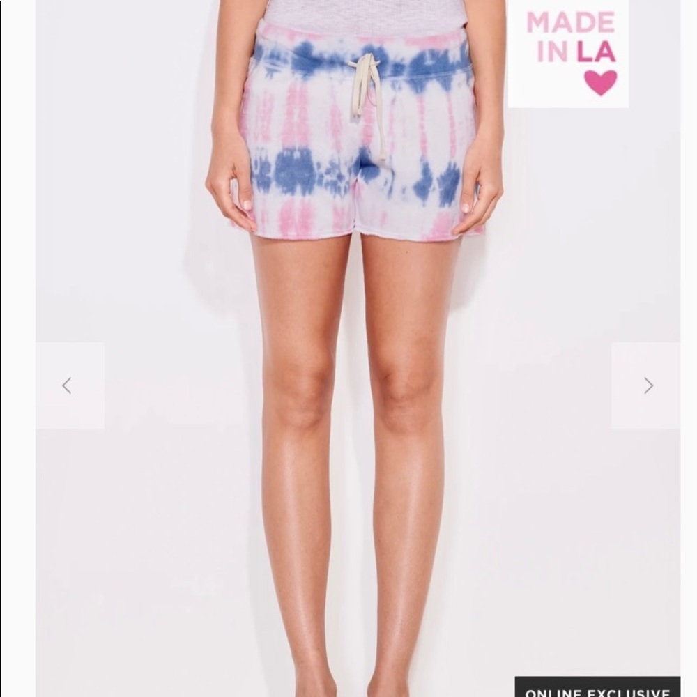 Sundry Tie Dye Cut Off Shorts Size 3 (large)🌸